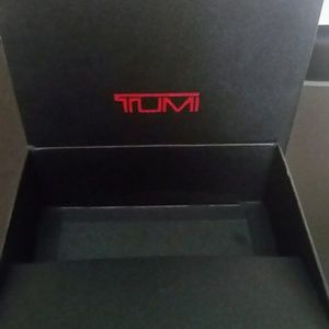 Tumi wallet box