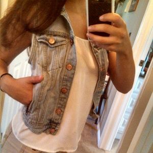 H&M jean jacket vest!