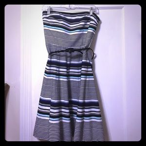 Strapless striped dress