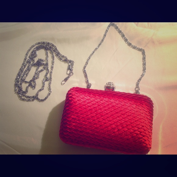 Red evening clutch