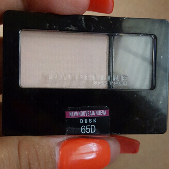 Eye shadow - Picture 3 of 3