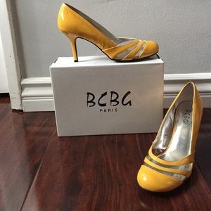BCBG yellow pumps