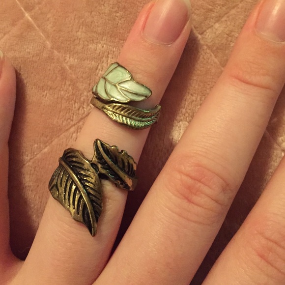 Jewelry - Two leaf rings. One gold, One Brass.