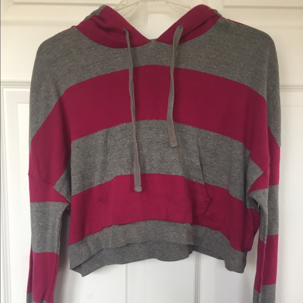 Forever 21 cropped hoodie