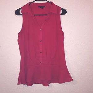 A neck buttoned up shirt