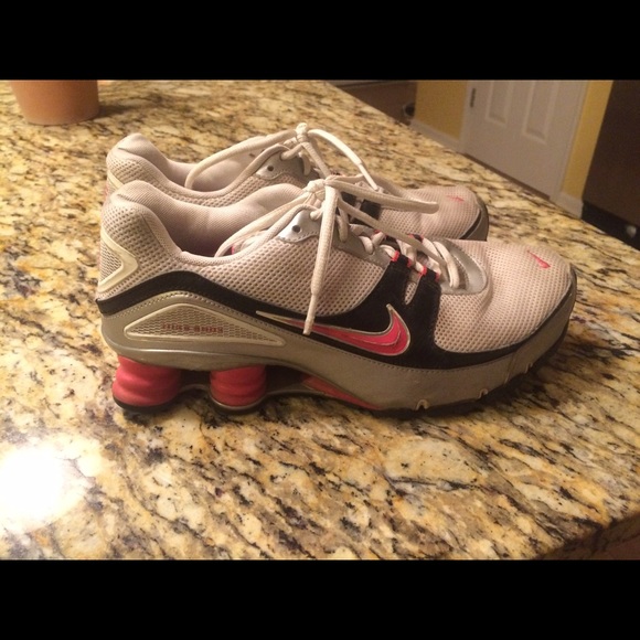 Nike shox