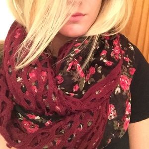 Two sided infinity scarf