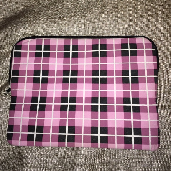 Pink Checkered Laptop Case