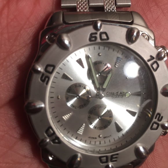Silver watch never worn - Picture 4 of 4
