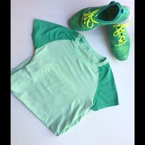 💕LULULEMON RARE TOP💕