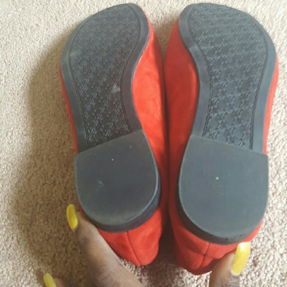 Kenneth Cole Reaction #howlow slip ons - Picture 2 of 4