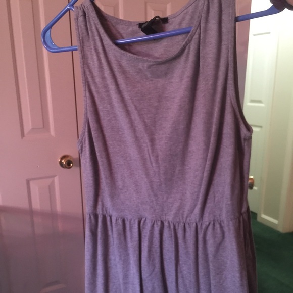 A grey dress