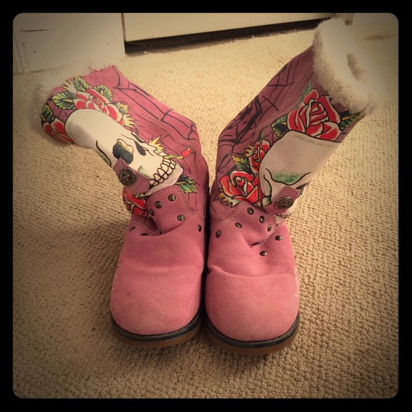 Pink Ed Hardy boots