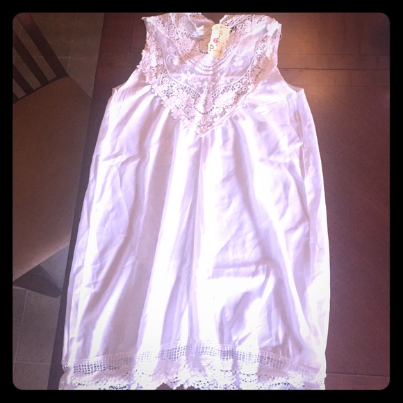 White Dress - Picture 1 of 1