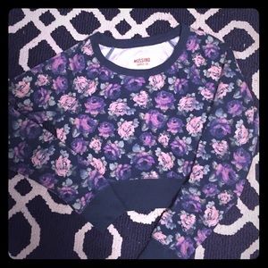 NWOT 🌷Floral crop top sweatshirt