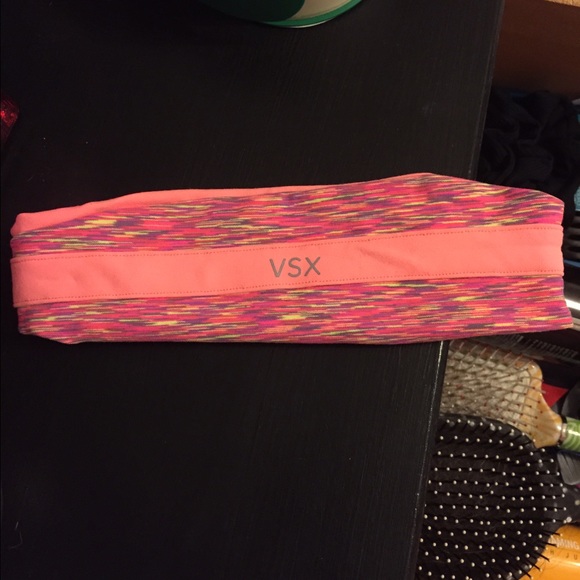 NWOT VS Reversiable Headband
