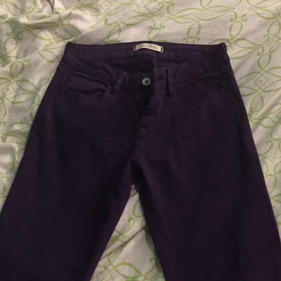 Bullhead purple skinny jeans