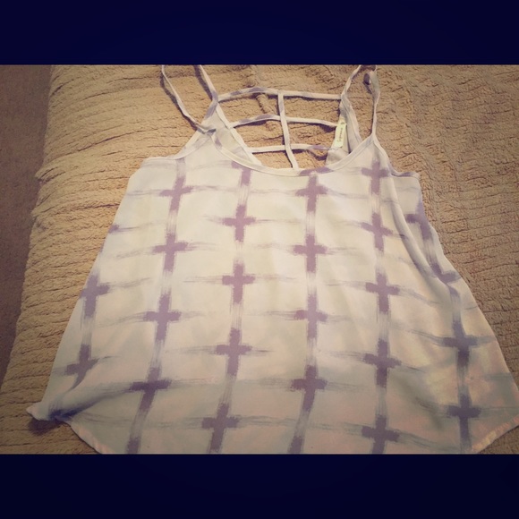 Cross tank top