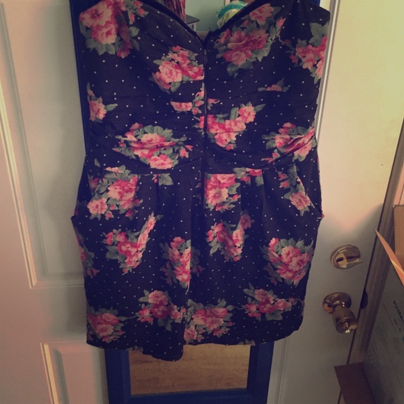 Floral and polka dotted fitted dress