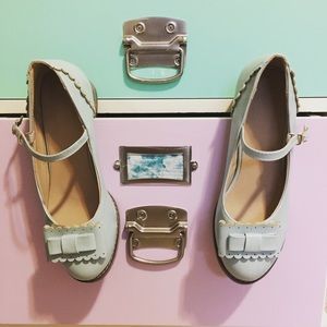 Kawaii Lolita Shoes in pastel blue.