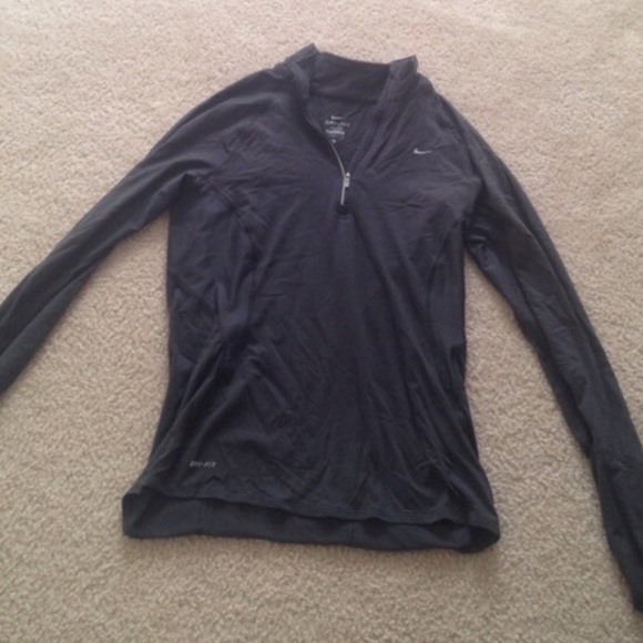 Grey Nike dry-fit half zip up sweatshirt