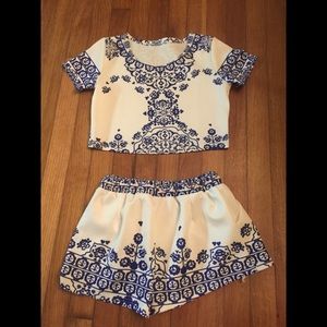 Gorgeous crop top and short set