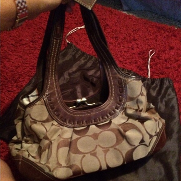 Authentic Coach bag w/ dust bag