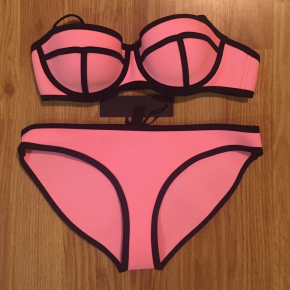 triangl swimwear Other - TRIANGL SWIMWEAR SET // SMALL