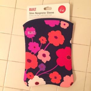 BUILT Neoprene Slim Sleeve/ Lush Flower
