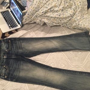 Item: Miss Me jeans!