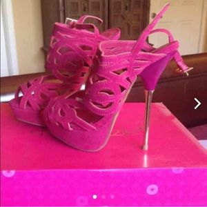 Pink High Heels💞