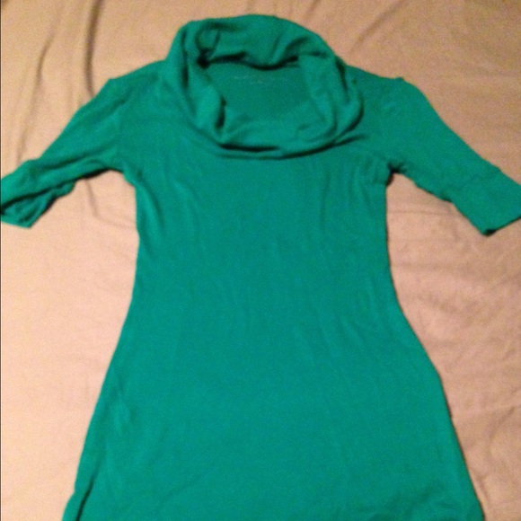 Green express cowl neck