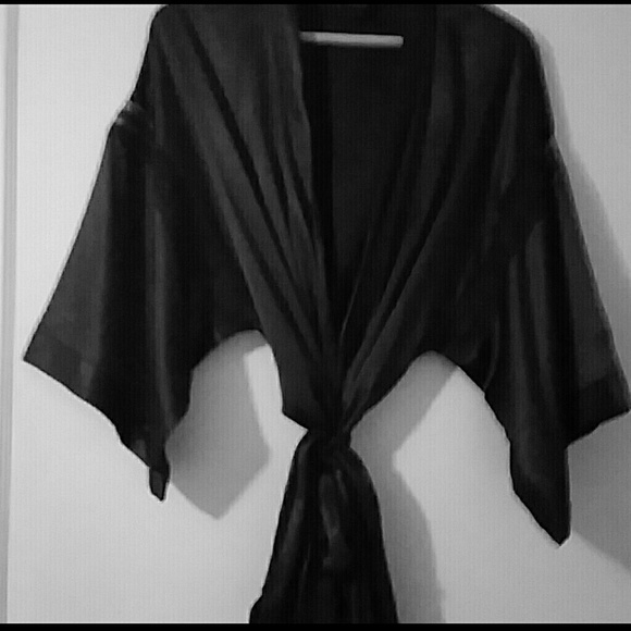🆕 NEW! Victoria's Secret Very Sexy Kimono/Robe - Picture 2 of 3