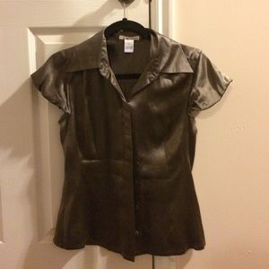 I am selling this Kensie silk top.