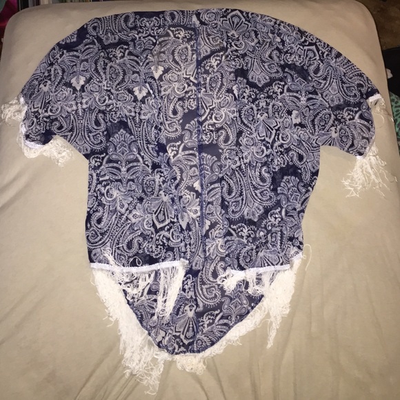 Charlotte Russe paisley tunic M