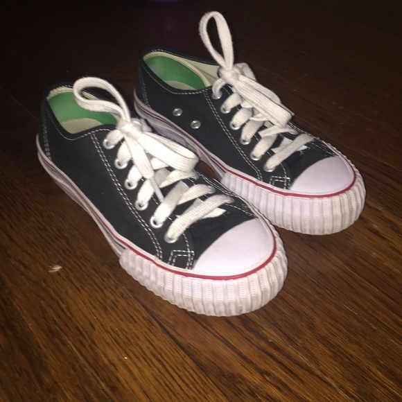 pf flyers shoes navy blue low top poshmark pf flyers low tops