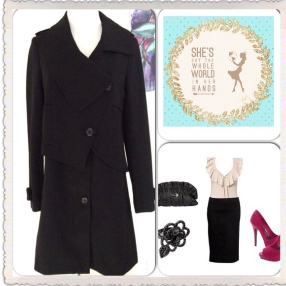 Absolutely beautiful trenchcoat