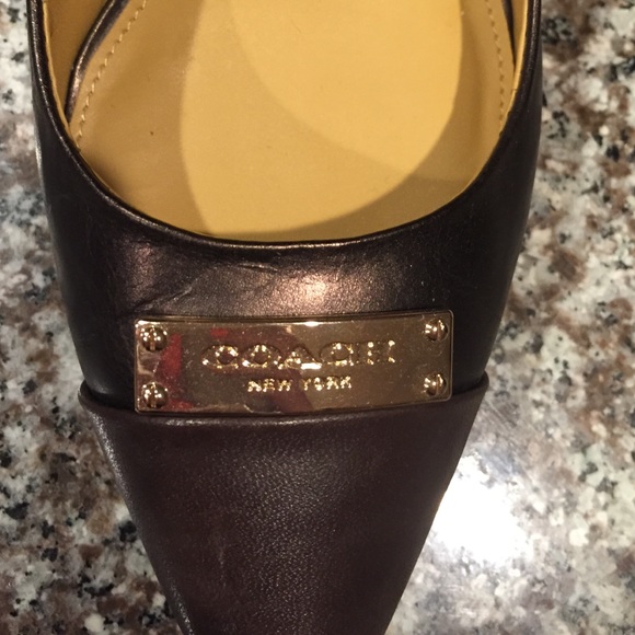 Coach Pumps - Picture 3 of 4