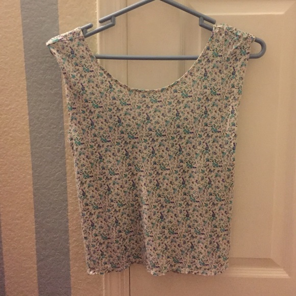Floral top