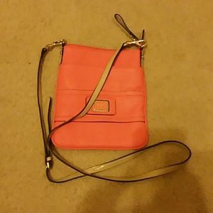 Guess purse