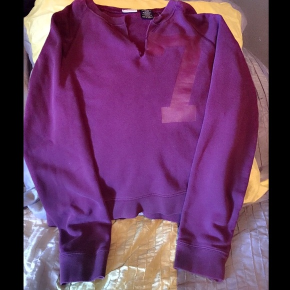AZ Jean Company Large Sweater