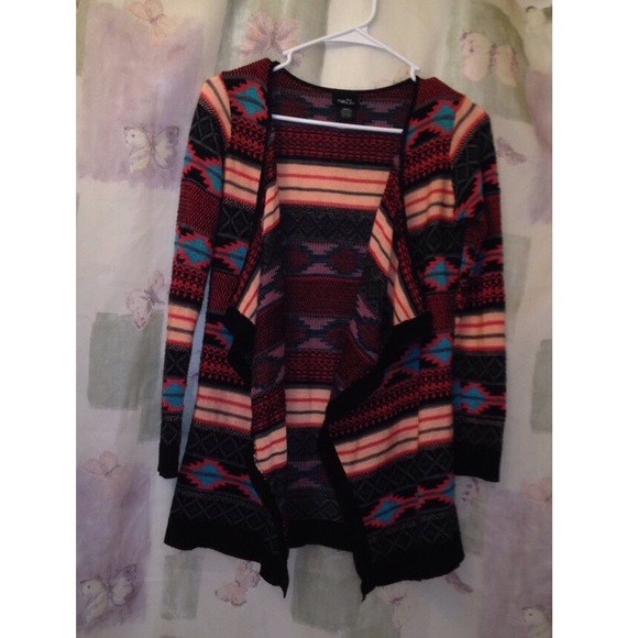 Cardigan - Picture 1 of 3