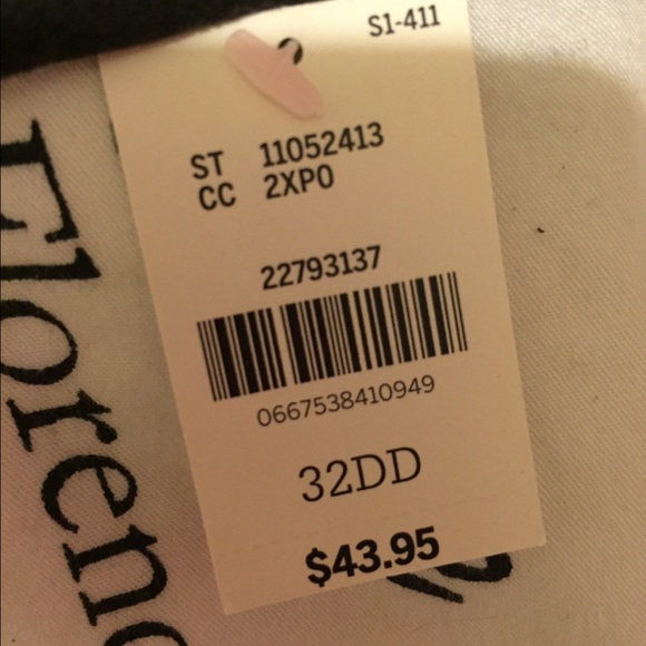 NWT Multi-way Aztec bra - Picture 3 of 4