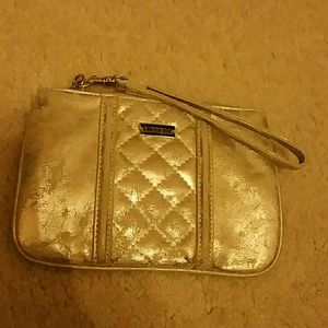 Express wristlet