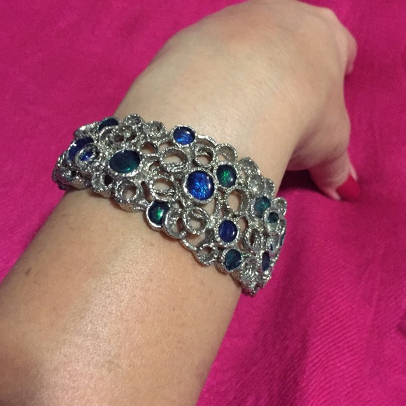 Metallic bangle - Picture 2 of 4