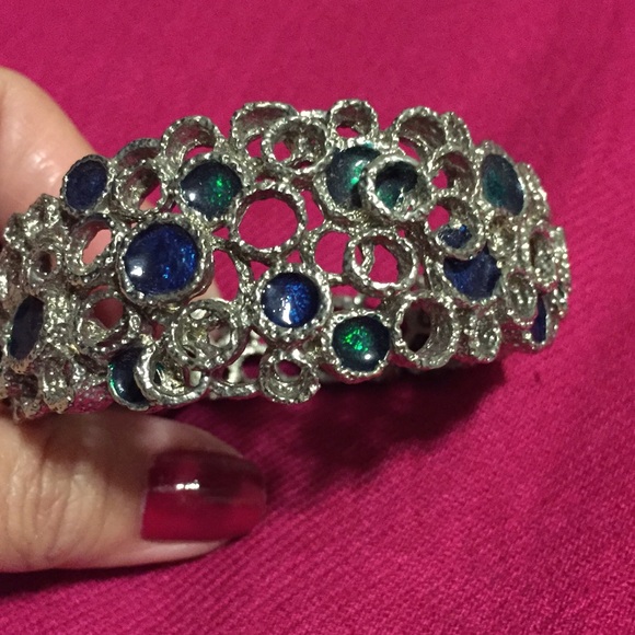 Metallic bangle - Picture 4 of 4