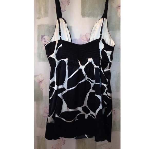 Top - Picture 3 of 3