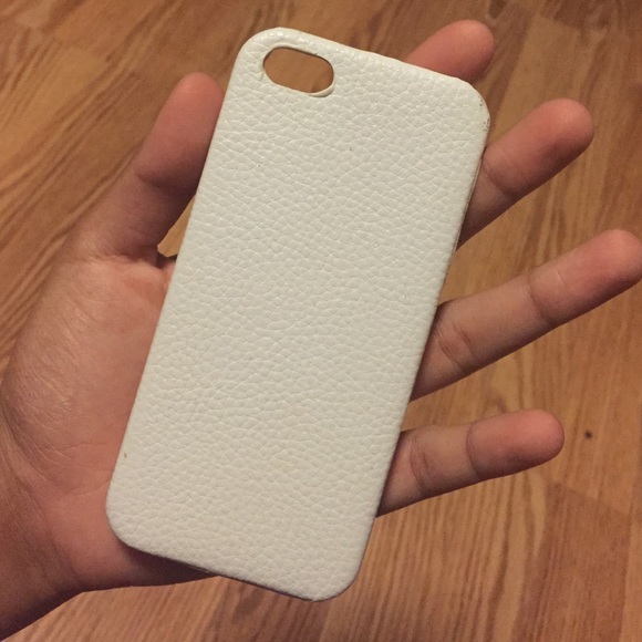 All white Iphone 5 phone case