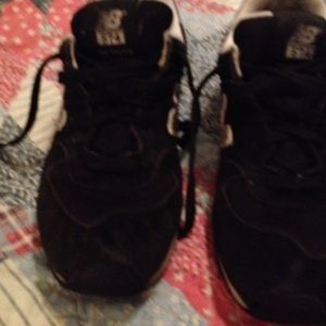 New Balance Tennis Shoes.