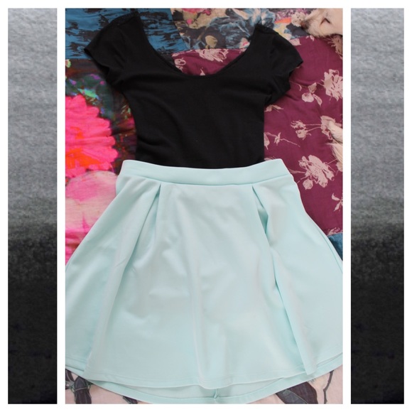 SOLD Black Lace Back Bodycon Dress - Picture 3 of 4